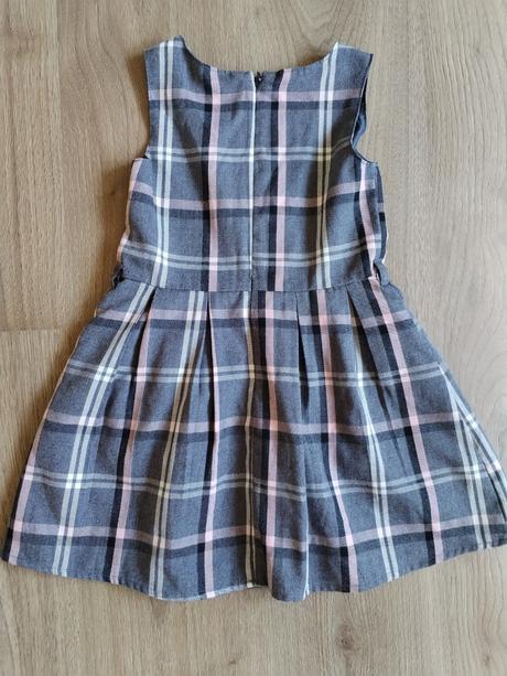 Slavnostní dívčí šaty c&a vel 110, c&a,110