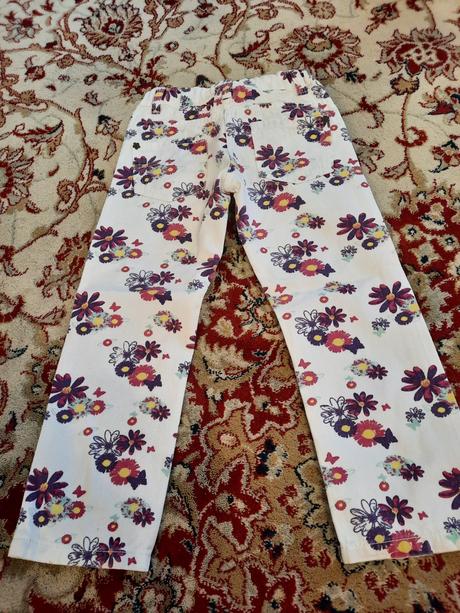 Květinkové kalhoty, lupilu,104