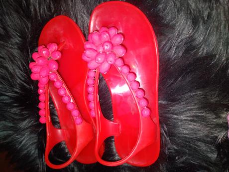 Dívčí žabky korálky vel. 29, vnit.stélka 19 cm, 29