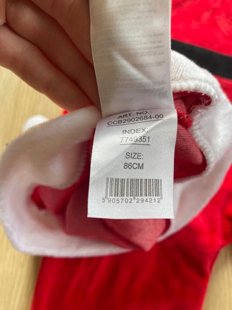 Overal santa vel 86, 86