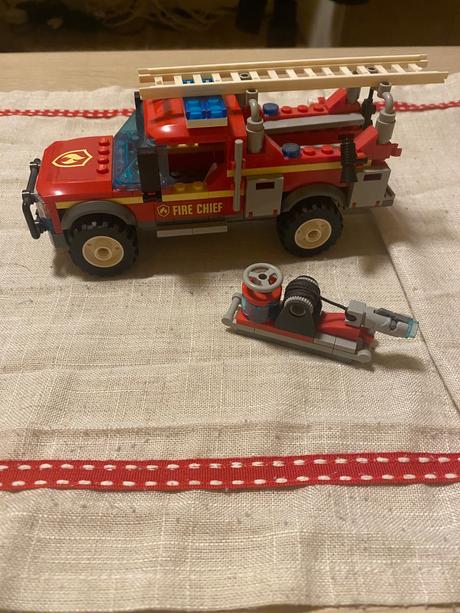 Lego city set 60231,