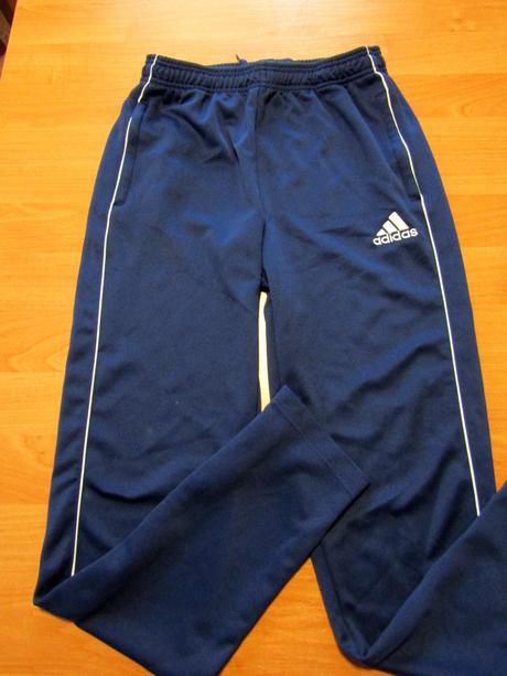 Sportovní tepláky adidas vel 170-176, adidas,176