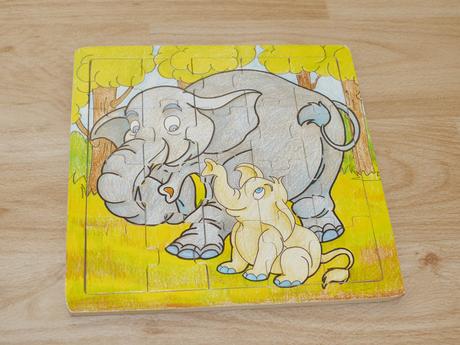Drevene puzzle slon - 20 dilu, 