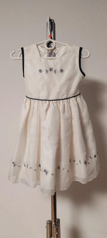 Společenské šaty,