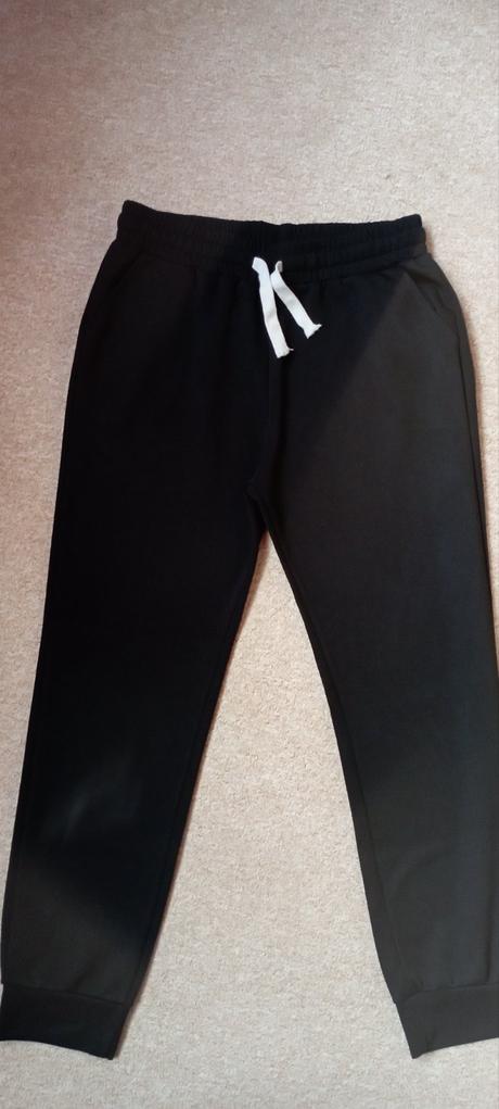 Tepláky černé vel."xl/xxl", xl