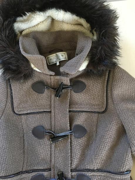 Kabátek s datlovými knoflíky a kožešinkou, vel m/l, new look,l