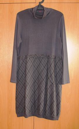 Šedé rolákové šaty, 42