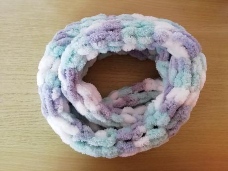 Měkký pletený nákrčník puffy (barva na přání), 