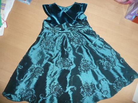 Luxusní šaty vel 98 se spodničkou, 98