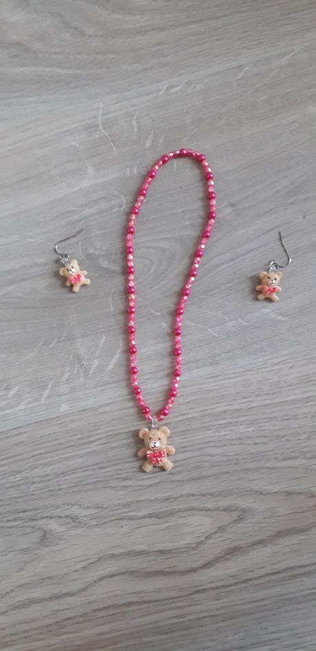 1267 - sada korálky a náušnice, 