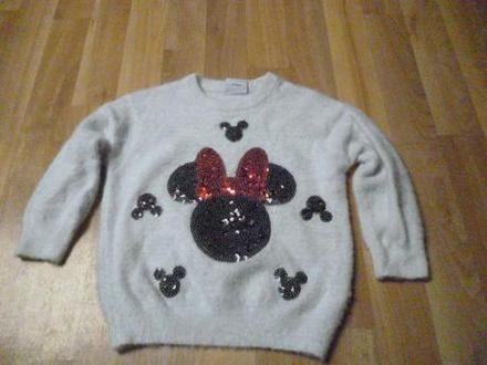 Svetr minnie vel. 3-5, 104