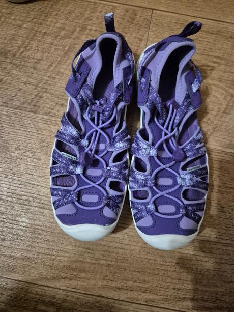 Nové dívčí sandále keen vel. 35 (22 cm), keen,35
