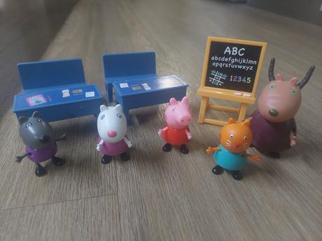 Prasátko pepa ve škole,