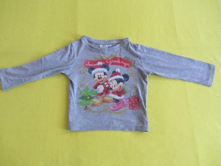 Tričko s vánočním motivem., 86