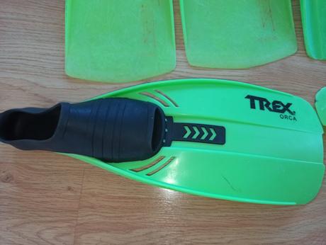 Ploutve vel.33-35 a 38/39,