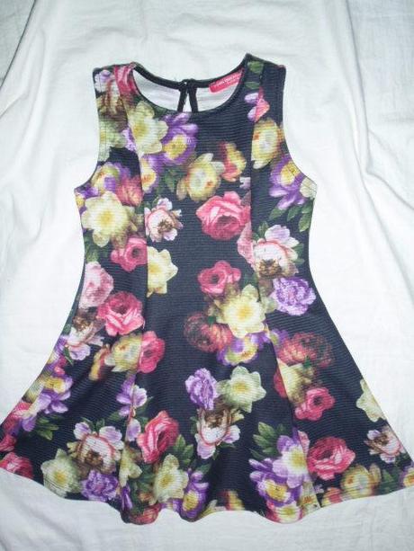 Překrásné květované šaty z pevné látky, young dimension,104