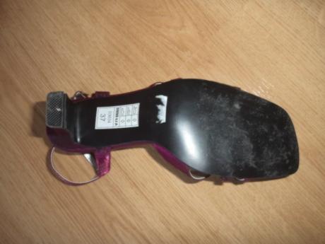 Páskové vínové boty, 37