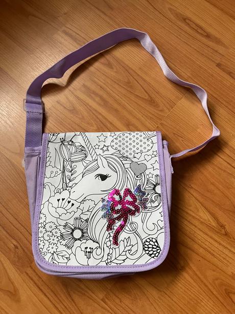 Taška na vybarvení, 