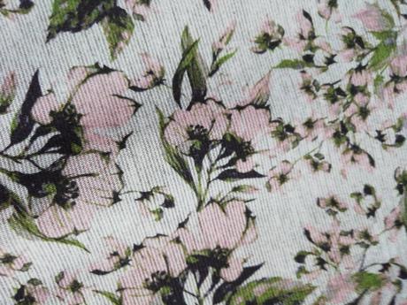 Květované šaty fbsister, velikost s, s