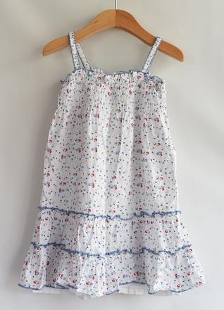 Šaty vel. 4 - 5 let, 110