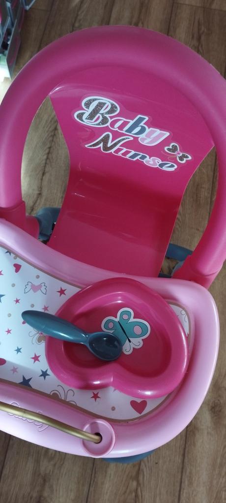 Jídelní židlička pro panenku, 