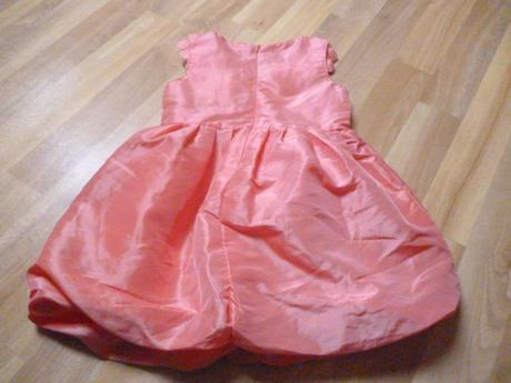 Balonové šaty vel. 3-4, 104