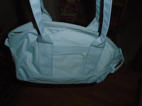 Kabelka sportovní prostorná,