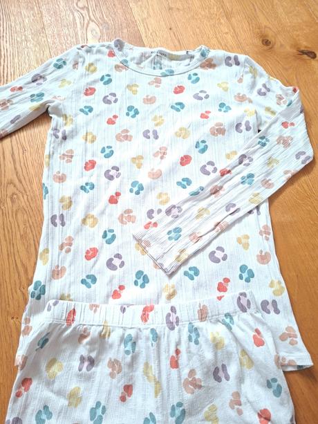 Reserved pyžamko č.158/164, reserved,158