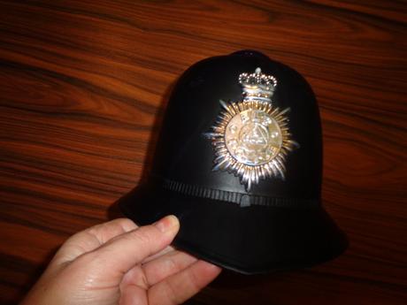 Karneval - policejní helma - houká a bliká, 