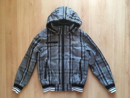 Přechodová bunda, 134