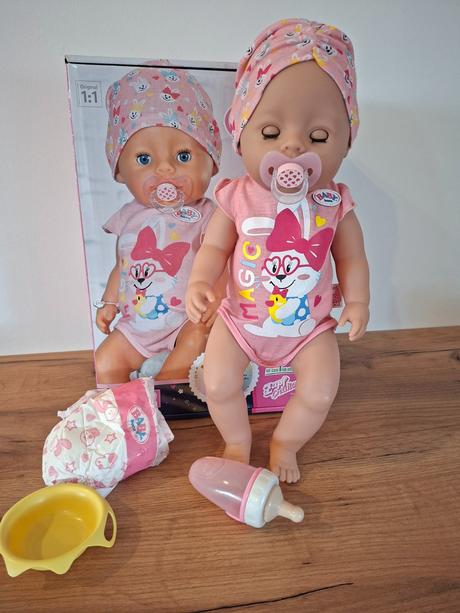 Zapf creation baby born s kouzelným dudlíkem holči, 