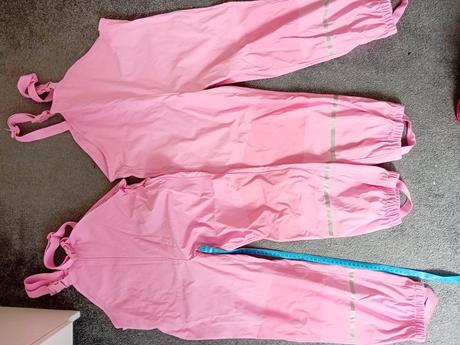 2 x nepromokavé kalhoty tenké, 122