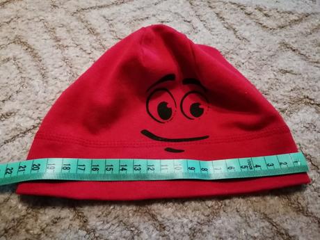 Krásná čepička se smajlíkem jako nová 2-3roky, 50