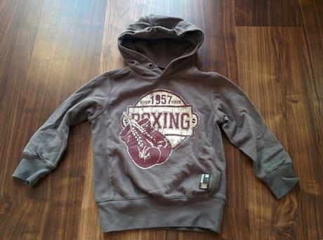 Mikina s kapucí, 92