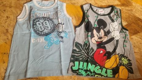 Kšiltovky a tílka, 122–134