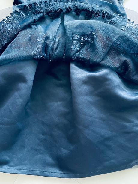 Ob/ šaty modré s flitri - v.3/4 let, marks & spencer,104