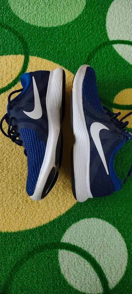 Sportovní boty, nike,41