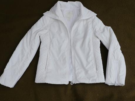 Bila slabsi prosivana bunda, mango,s