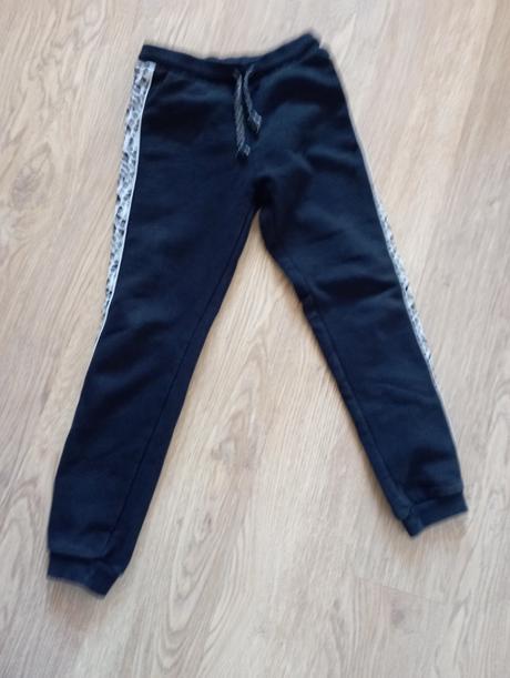 Dívčí tepláky, c&a,122