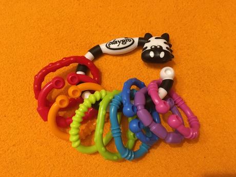 Chrastítko/kousátko/plastový řetěz,