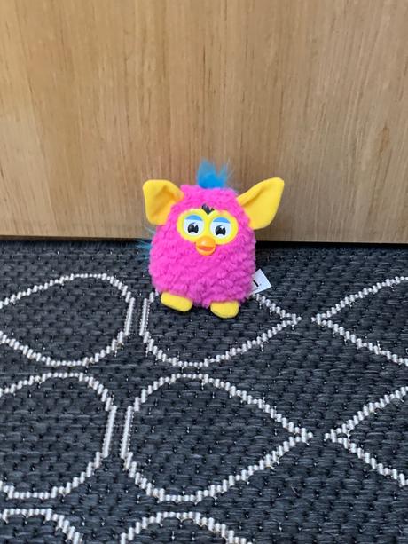 Sada plyšových hraček - disney filmy a furby,