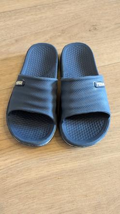 Klapky, pantofle, nazouváky prego vel. 32, 32