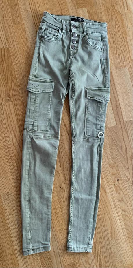 Kalhoty & elastické kapsáče bershka vel. eu 32, bershka,32