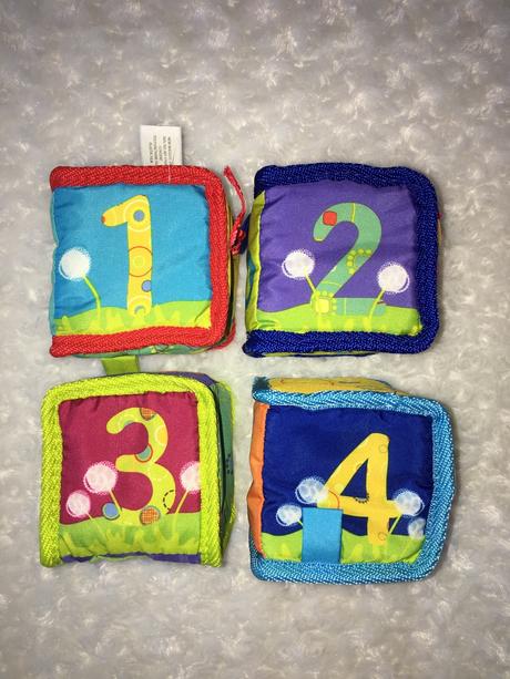 Látkové kostky bright starts, 