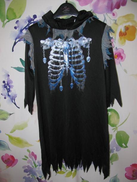 Karnevalový kostým s kapucí-kostlivci halloween,