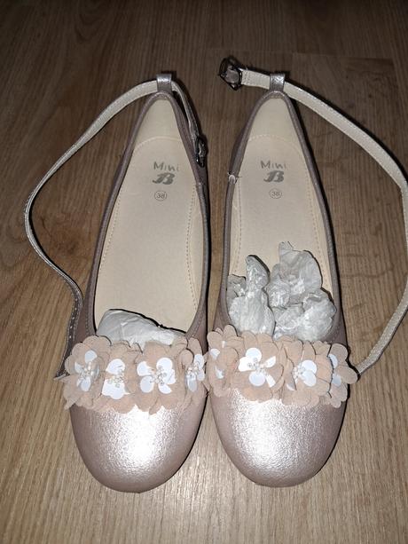Divci lodicky balerinky, vel. 37, bata, baťa,37