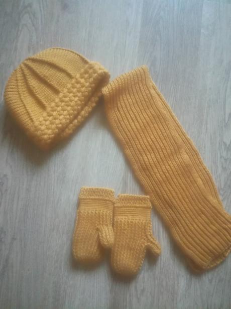 Zimní souprava čepice+ šála + rukavice, 104