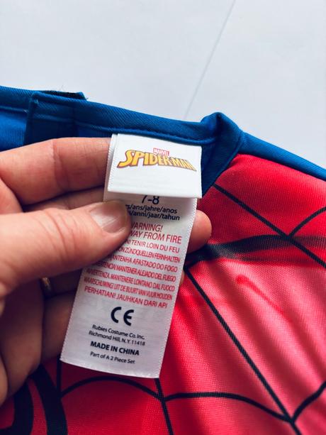 An27/ kostým spiderman- v.7/8 let,
