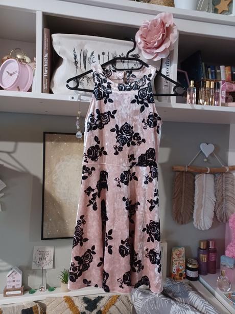 Společenské šaty lindex 134/140, 140