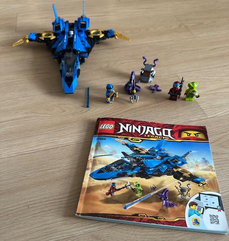 Lego ninjago jayův bouřkový štit 70668, 